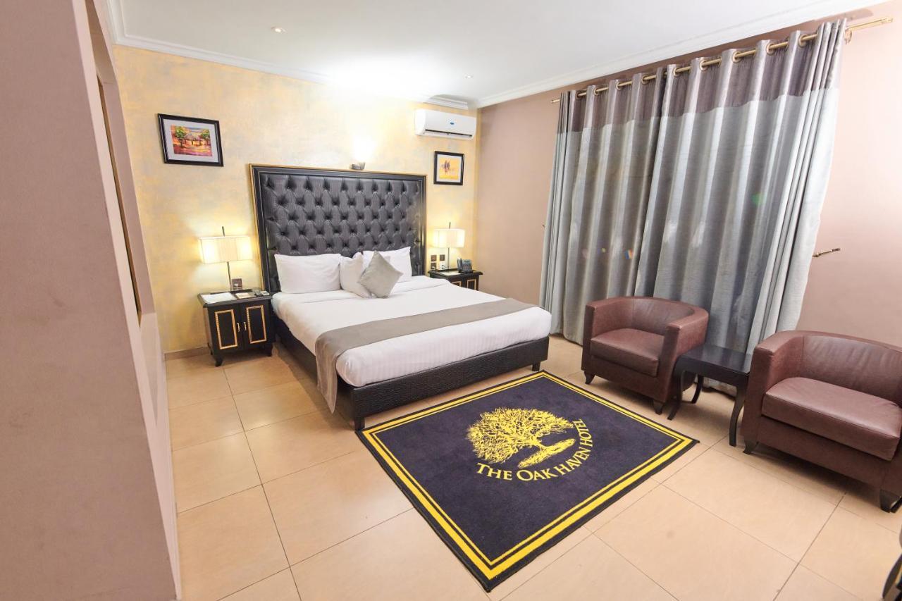 Oak Haven Hotel & Suites Port Harcourt Exterior photo