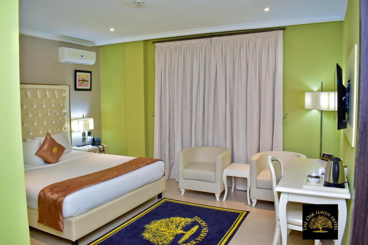 Oak Haven Hotel & Suites Port Harcourt Exterior photo