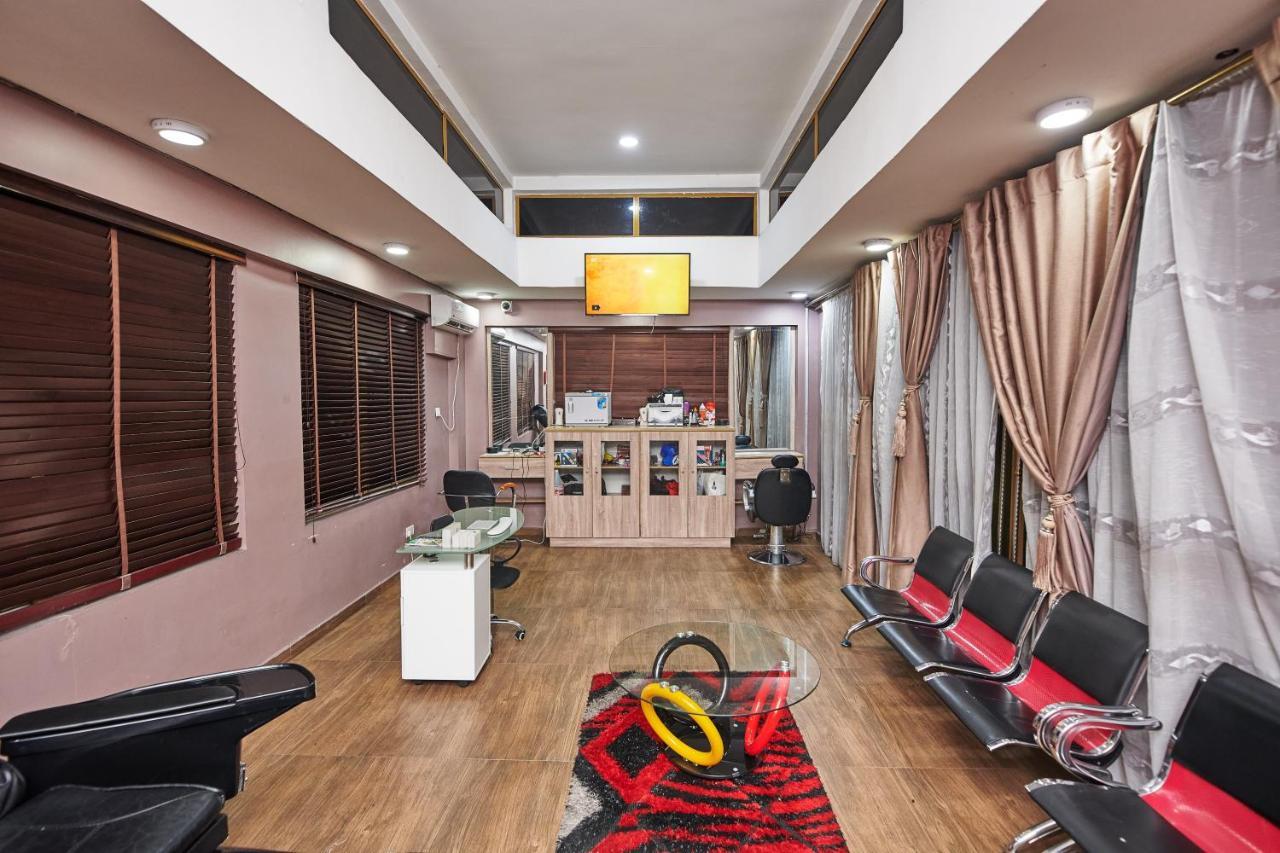 Oak Haven Hotel & Suites Port Harcourt Exterior photo